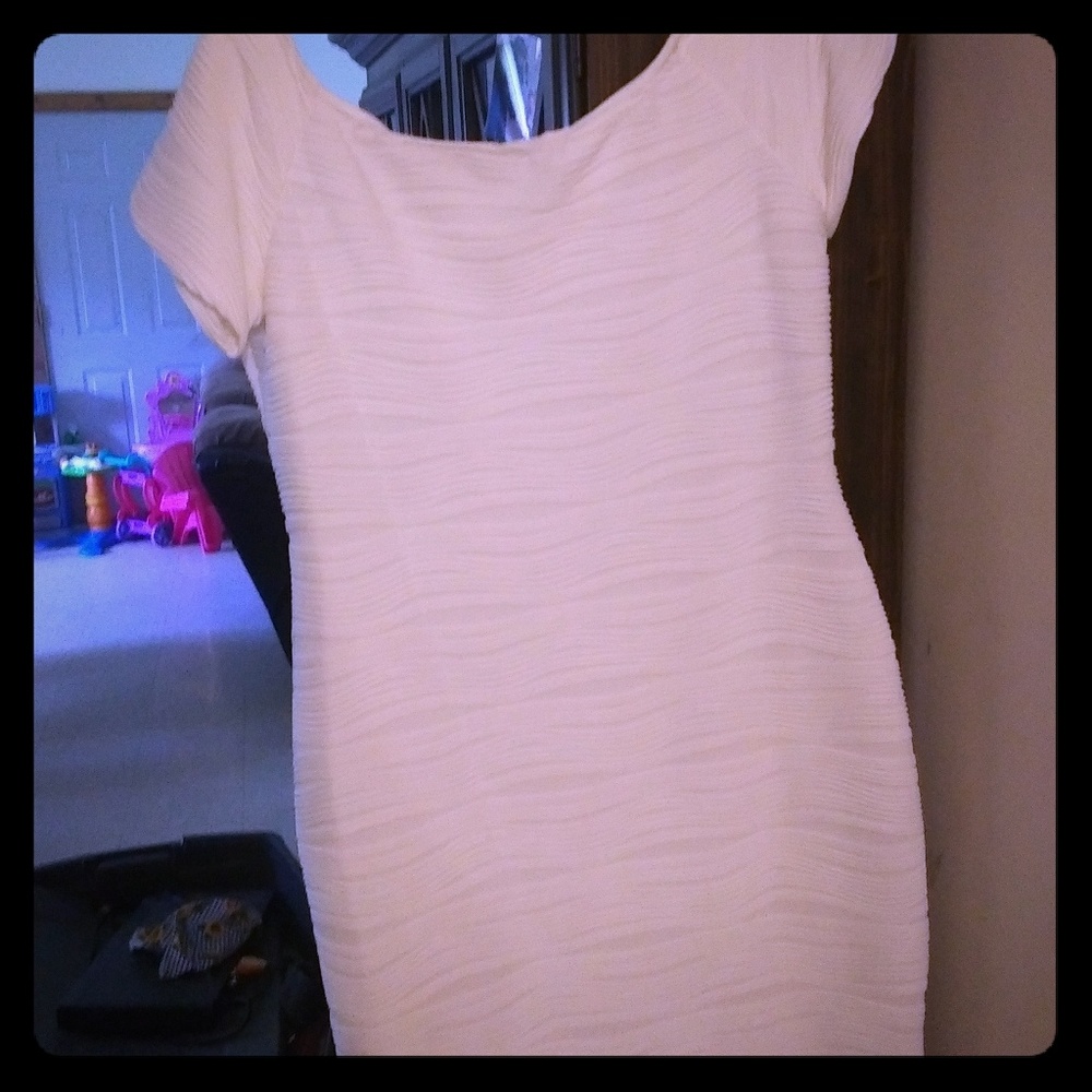 Glamour and company dress